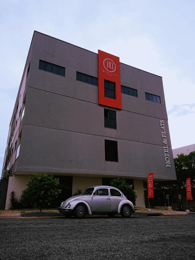 103 & Flats Hotel